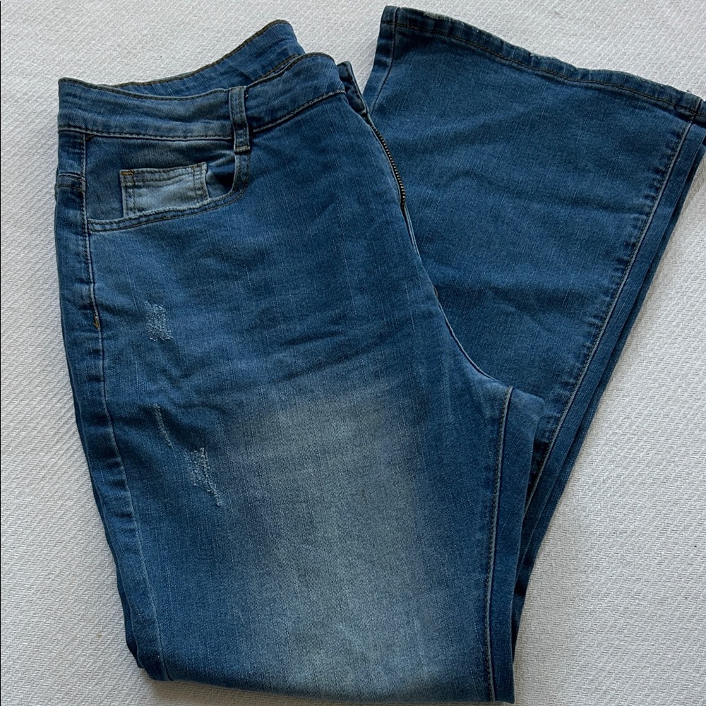 Women’s Flare Jeans 👖